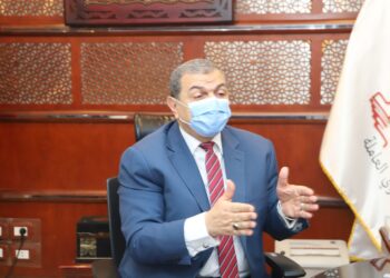 القوى العاملة تحمل “جزار” مصاريف علاج مصري فقد أطرافه أثناء فرم اللحمة بإيطاليا