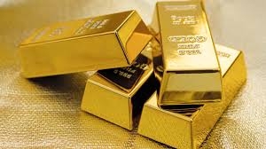 “الديب”: 5 أسباب تدفع الذهب للارتفاع فوق الـ 2000 دولار بنهاية العام