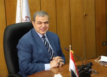 بالأسماء.. تحويل 4 ملايين جنيه مستحقات العمالة المغادرة للأردن