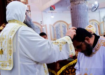الانبا اسطفانوس يرقى كاهن بإيبارشيته