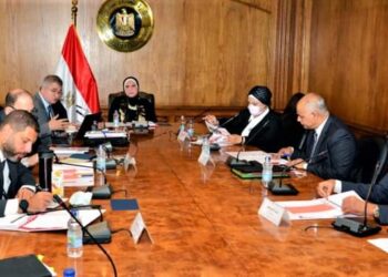 وزيرة التجارة والصناعة تترأس اجتماع مجلس إدارة مركز تحديث الصناعة