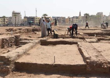 “مدبولي” لمستحقي “سكن كريم”: الدولة تسعى لتوفير سكن لائق لمواطنيها فى مختلف المناطق و الارتقاء بمستوى جودة الحياة