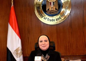 نيفين جامع:  16% زيادة في الصادرات وتراجع الواردات بنسبة 7%