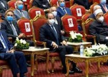 الرئيس السيسي يشاهد فيلمًا تسجيليًا بعنوان “واقع فريد”