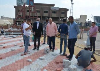 محافظ القليوبية يقوم بجولة بمدينة بنها لتفقد أعمال إنشاء النصب التذكاري