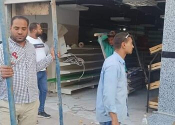 بتوجيهات المحافظ .. استمرار حملات قطاع هضبة الأهرام لإزالة التعديات