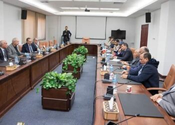 مجلس الأعمال اليمني يزور المنطقة الاقتصادية بالعين السخنة