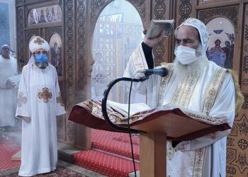 الأنبا بيمن يُسيم شمامسة إحتفالاً بعيد عودة رفات القديسة فيرينا وشهداء الكتيبة الطيبية لقرية جراجوس