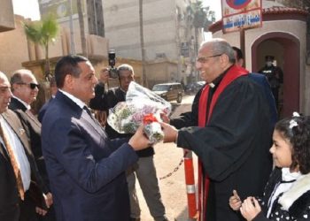 “آمنة” يقدم التهنئة بعيد الميلاد لأبناء الكنيسة الإنجيلية والكاثوليكية بالبحيرة