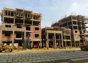 مسئولو “جهاز القاهرة الجديدة” يتفقدون سير العمل بوحدات المبادرة الرئاسية سكن لكل المصريين ومشروعات الطرق والمرافق