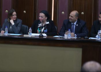 وزيرة البيئة:  البحر الأحمر آخر الأماكن التى ستتآثر بالتغيرات المناخية