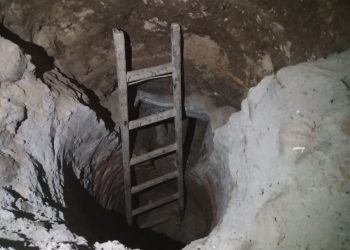 ضبط عامل خلال قيامه بالتنقيب عن الأثار داخل منزل بقليوب