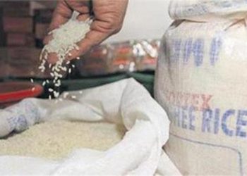 ضبط كميات من الأرز والزيت مجهولة المصدر فى القليوبية