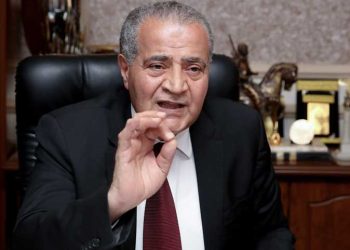 بحضور وزير التموين.. إطلاق بدء تشغيل سوق العامرية بالطاقة الشمسية