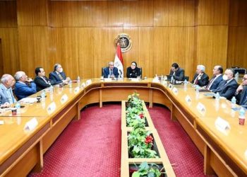 نيفين جامع: الغرف التجارية شريك رئيسي للحكومة في ضبط الأسعار وتوفير احتياجات السوق المحلي