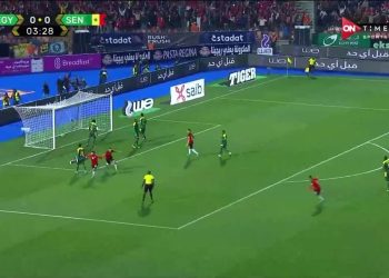 محمد صلاح يهز شباك ميندي في الدقيقة 4 باستاد القاهرة