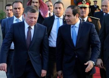 السيسي بمطار القاهره لاستقبال ملك الأردن.. وولي عهد أبوظبى
