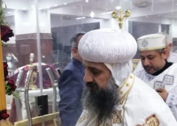 أسقف السويس يترأس قداس عيد القيامة المجيد