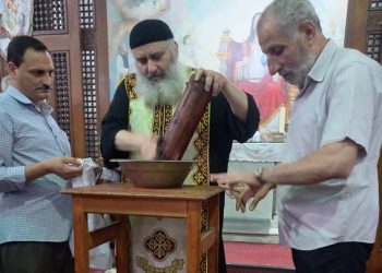 كنيسة الملاك ميخائيل بعياد بك تطيب جسد القديس البابا أثناسيوس