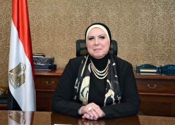 وزيرة التجارة والصناعة تصدر قراراً بالزام المنتجين والمستوردين بالإنتاج طبقاً للمواصفة القياسية المصرية رقم 3368 لسنة 2020 الخاصة بمركبات الطرق