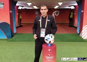 فيفا يختار “محمود أبو الرجال” حكمًا مساعدًا في كأس العالم 2022 بقطر