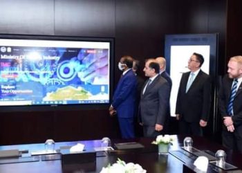 رئيس هيئة الاستثمار يلتقي سفراء 24 دولة لعرض تطورات مناخ الاستثمار.. وحوافز الحكومة لتشجيع الاستثمار الأجنبي