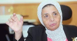 رئيس جامعة سوهاج يتفقد فعاليات القافلة البيطرية المجانية لقرية الصوامعة