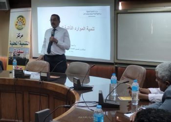 “شعراوي”: تنفيذ 11 دورة تدريبية لـ 332 من رؤساء القري المنفذ بها المبادرة الرئاسية بمركز سقارة للتدريب