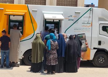 البنك الأهلي يوفر سيارات الصارف الآلي المتنقلة بالمدن الساحلية