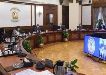 رئيس الوزراء يتابع منظومة النافذة الواحدة بالموانئ الجمركية ونظام التسجيل المسبق للشحنات