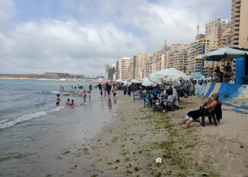 السياحة والمصايف بالإسكندرية تصدر تعليمات عاجلة لرواد الشواطئ