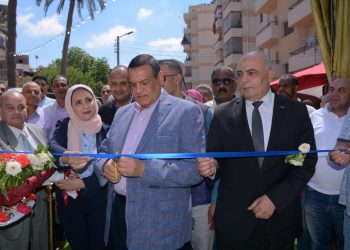 بالصور.. محافظ البحيرة يفتتح معرض اللحوم بأسعار مخفضة برشيد