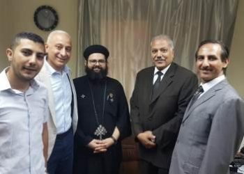 “صحة القليوبية” تكرم الأنبا مكسيموس ومطرانية بنها