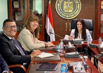 وزيرة التعاون الدولي تبحث مع البنك الأوروبي لإعادة الإعمار والتنمية جهود التعاون الإنمائي