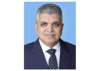 الفريق أسامة ربيع:” زيادة رسوم العبور السفن العابرة للقناة بنسبة 15 % والسفن السياحية 10%