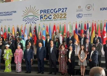 قطار “الأمل الأخير” يعبر “كينشاسا”  مواصلاً رحلته الى قمة شرم الشيخ “COP27”