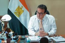 وزير الصحة ينعي الدكتور رشاد برسوم أستاذ الأمراض الباطنة بقصر العيني
