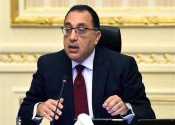 رئيس الوزراء  : الصعيد عانى من الإهمال و الخدمات المتدنية على مدار عقود