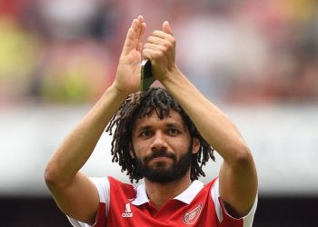 «محمد النني» أساسياً أمام أوكسفورد في كأس الاتحاد الإنجليزي