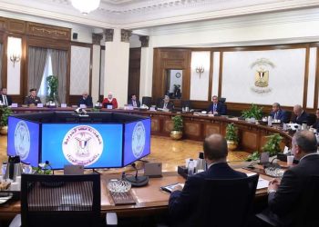 رئيس الوزراء يتابع جهود الحفاظ على مشروعات الإسكان “بديل العشوائيات” وتنظيم برامج “بناء الإنسان” لسكانها