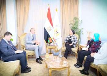 وزيرة البيئة تناقش مع سفير بيلاروسيا تعزيز التعاون الثنائي في مجال الاستثمار البيئى والمناخ محليا وعالميا