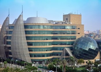 تعاون بين مستشفى سرطان الأطفال 57357 وطب حلوان