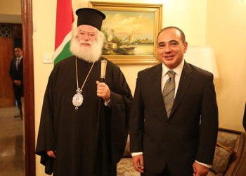 سفير مصر في كينيا يستقبل البابا ثيودروس