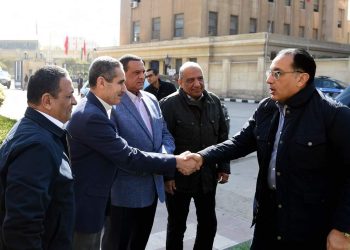 رئيس الوزراء:  خسائر شركة الغزل والنسيج المتراكمة بلغت 8 مليارات جنيه و تحتاج ل 30 مليار جنيه للتطوير
