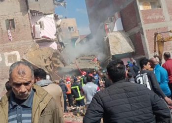 بالصور والأسماء.. ارتفاع ضحايا منزل دمنهور لـ ٢٢ مصاب و٢ وفاة.. وجاري البحث عن باقي الضحايا