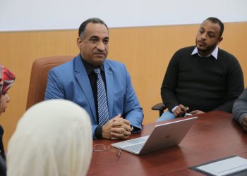في اليوم الأول لبدء الدراسة.. رئيس جامعة طيبة التكنولوجية يبحث خطة عمل اتحاد الطلاب للفصل الدراسي الثاني