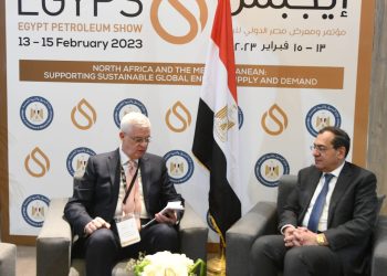وزير البترول يلتقى مع الرئيس التنفيذي للعمليات بشركة تكنيب انرجيز العالمية