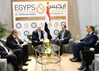 وزير البترول يعقد سلسلة لقاءات مع عدد من رؤساء وممثلى شركات البترول العالمية لبحث مجالات أعمالهم المختلفة فى مصر وخططهم المستقبلية