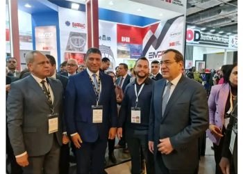 تدشين مركز لتدريب الهليكوبتر بين الأكاديمية المصرية لعلوم الطيران و شركة خدمات البترول الجوية