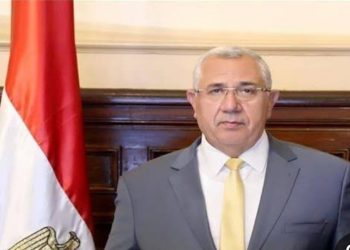 وزير الزراعة يبحث الاستفادة من تقاوى الأرز الجاف وتسهيل إجراءات تسجيل الأصناف الجديدة